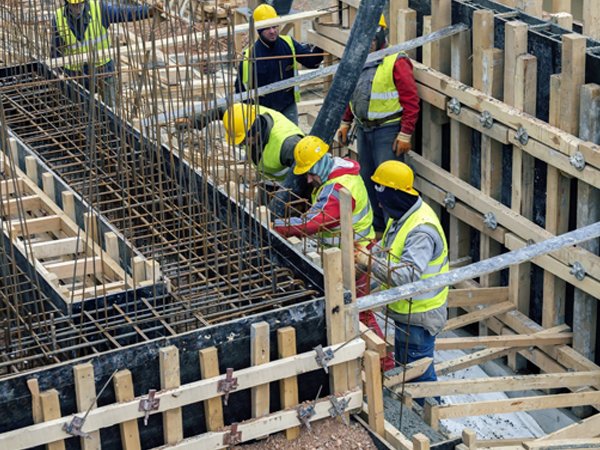 HP-Concrete Work With Carpenters